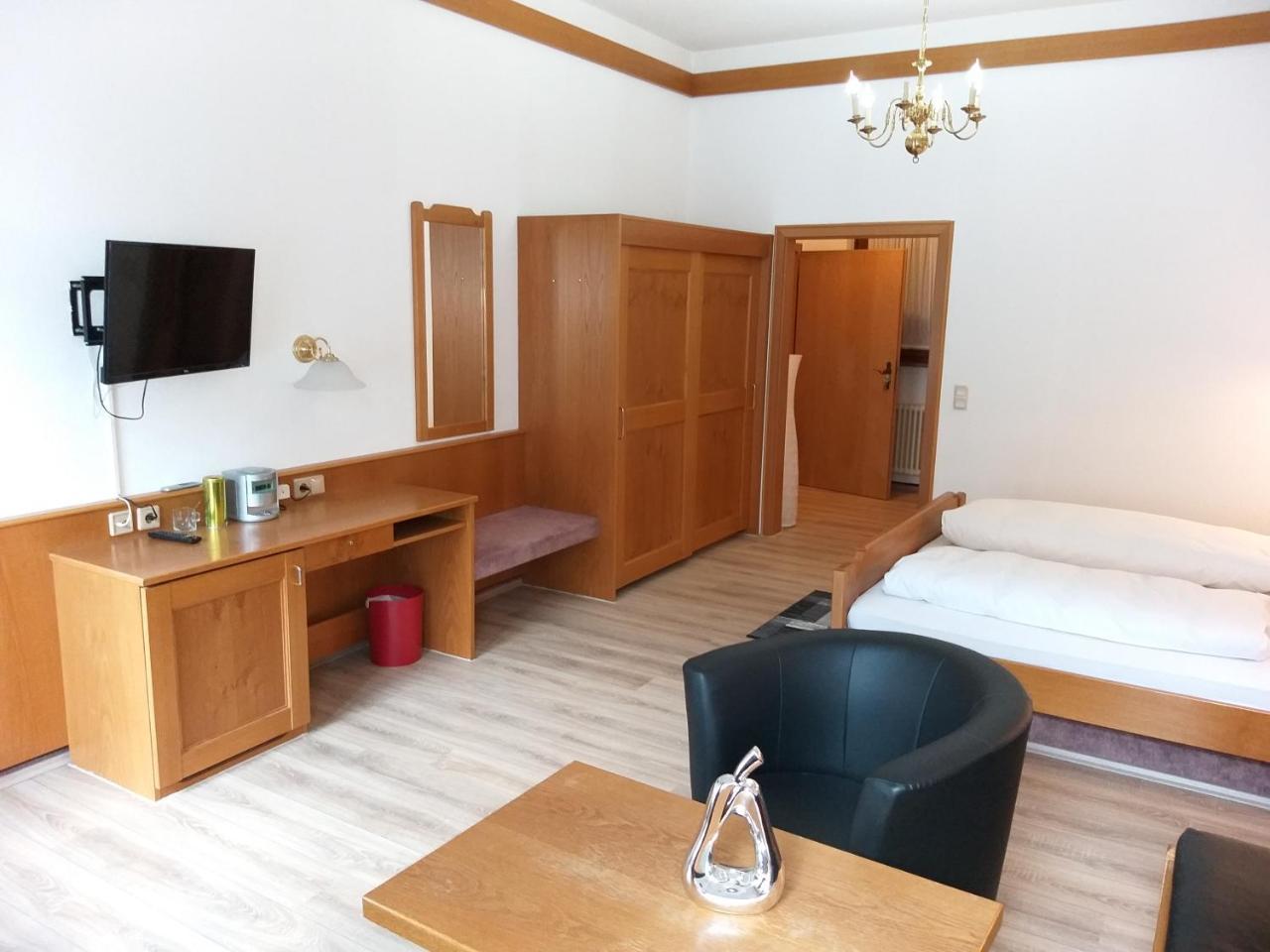 Hotel Sonne Bad Wildbad Exterior foto