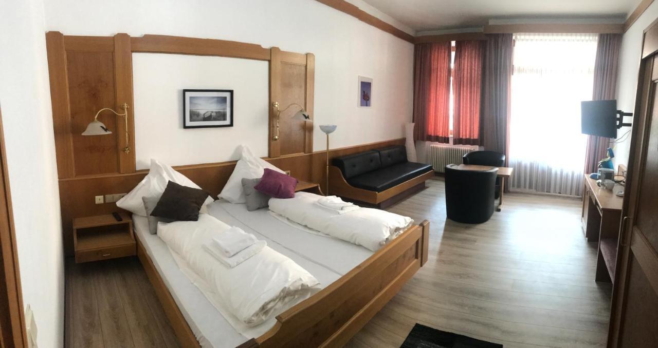 Hotel Sonne Bad Wildbad Exterior foto